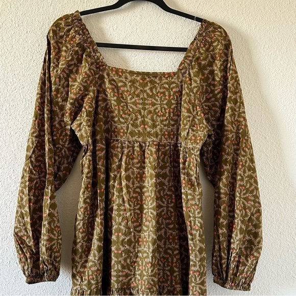 Universal Thread Women’s Dress Medium Bell Sleeves Frill Pockets Peasant Cottage - Picture 1 of 9